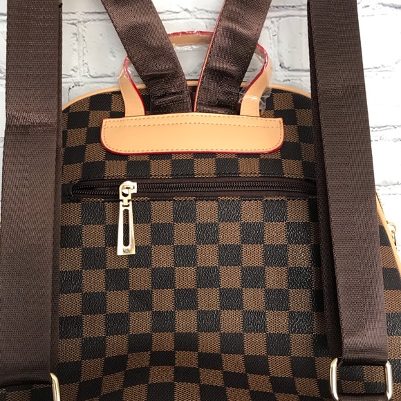 Checkered Backpack - Picture 3 of 9